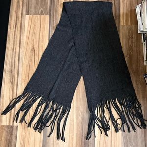 Never worn dark grey lucky brand winter scarf.